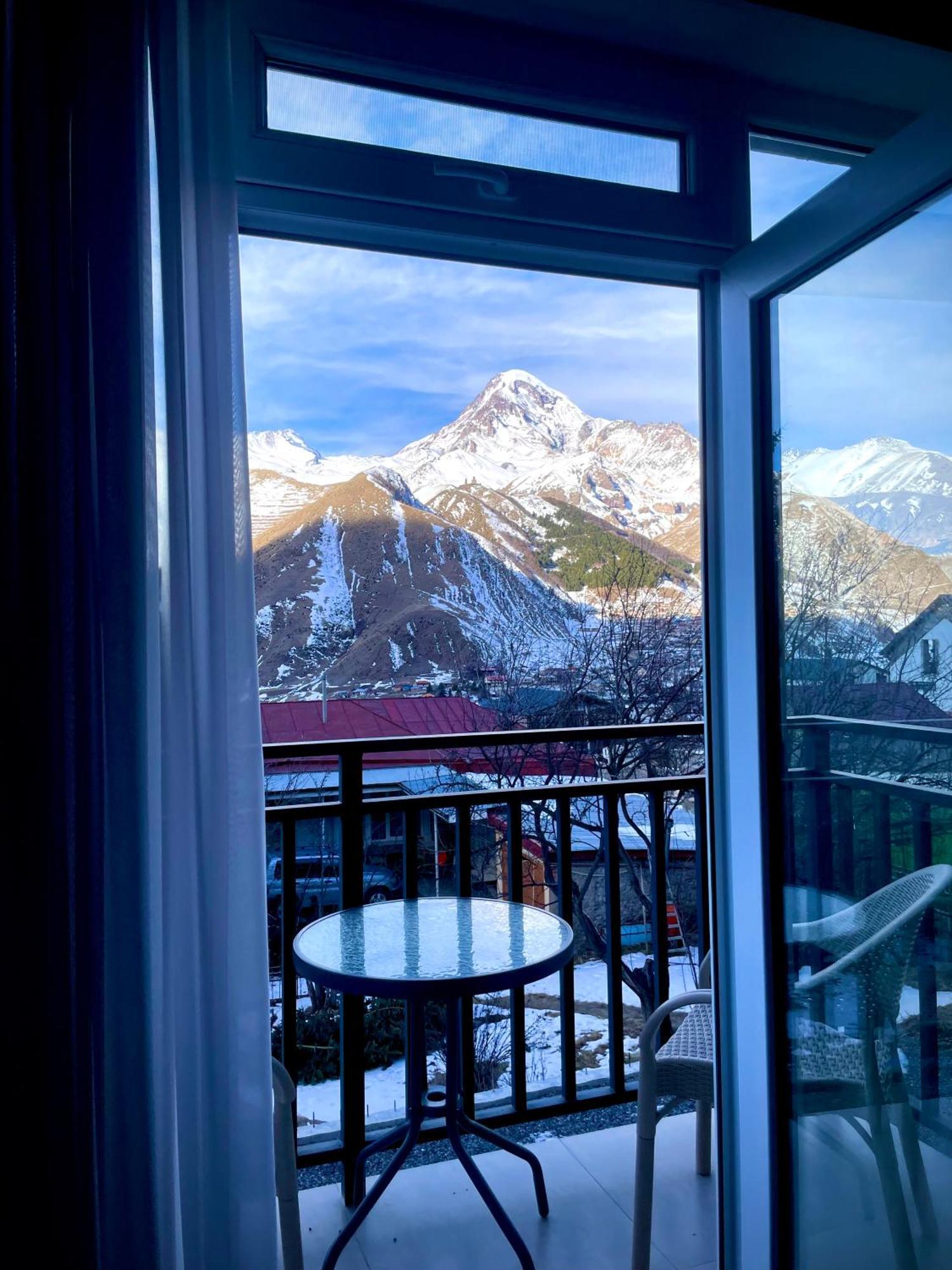 Hotel Planet Kazbegi Exterior foto