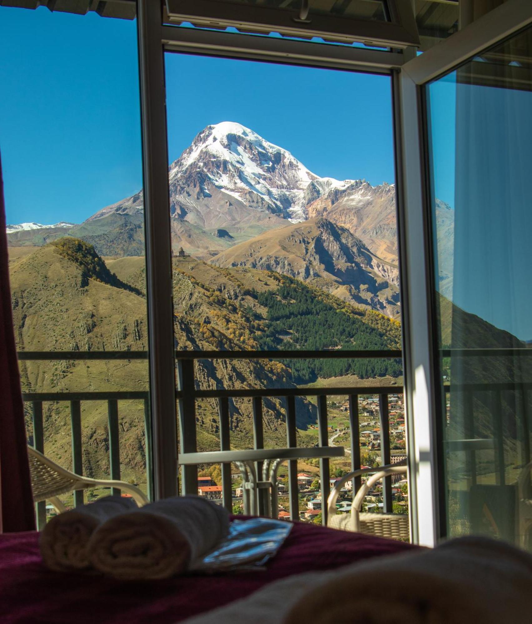 Hotel Planet Kazbegi Exterior foto